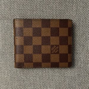New Checkered brown leather wallet